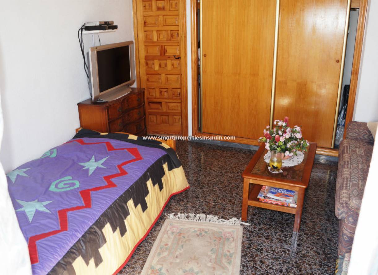 Wederverkoop - Detached Villa - La Marina - Urbanización La Marina
