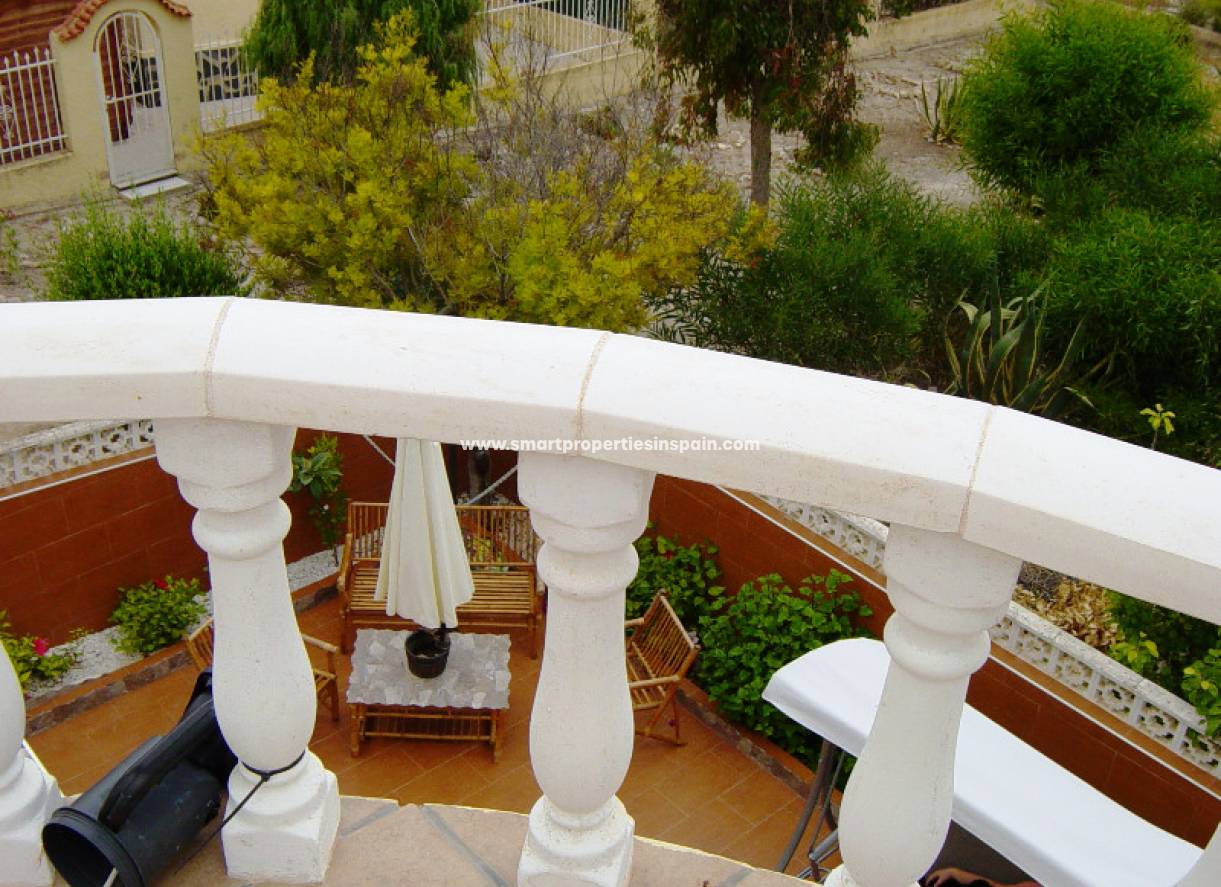 Wederverkoop - Detached Villa - La Marina - Urbanización La Marina