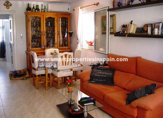 Wederverkoop - Detached Villa - La Marina - Urbanización La Marina