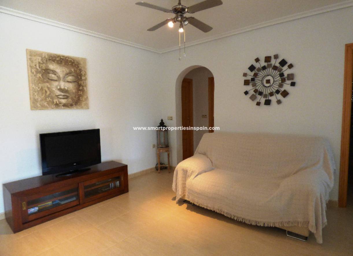 Wederverkoop - Detached Villa - La Marina - Urbanización La Marina