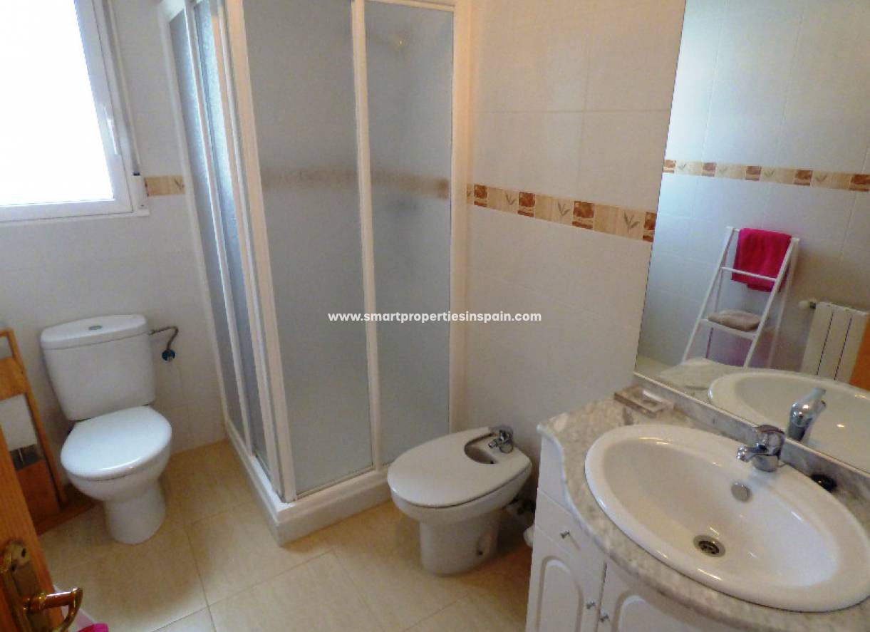 Wederverkoop - Detached Villa - La Marina - Urbanización La Marina