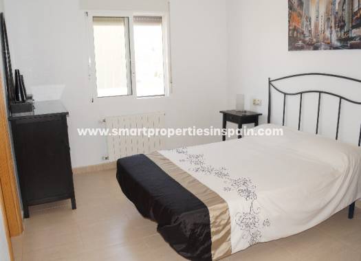 Wederverkoop - Detached Villa - La Marina - Urbanización La Marina