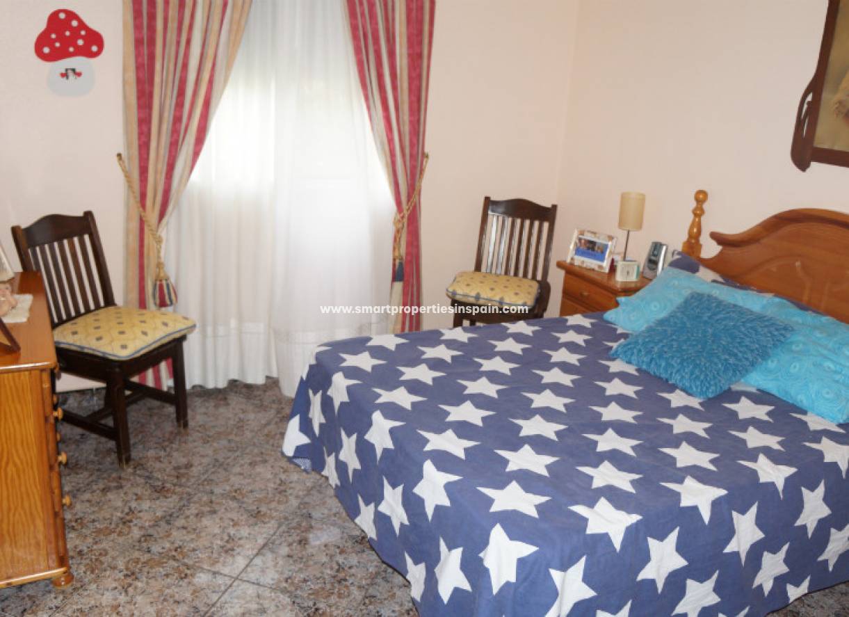 Wederverkoop - Detached Villa - La Marina - Urbanización La Marina