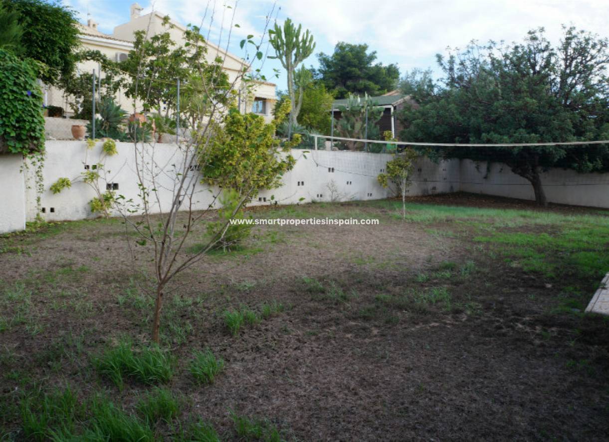 Wederverkoop - Detached Villa - La Marina - Urbanización La Marina
