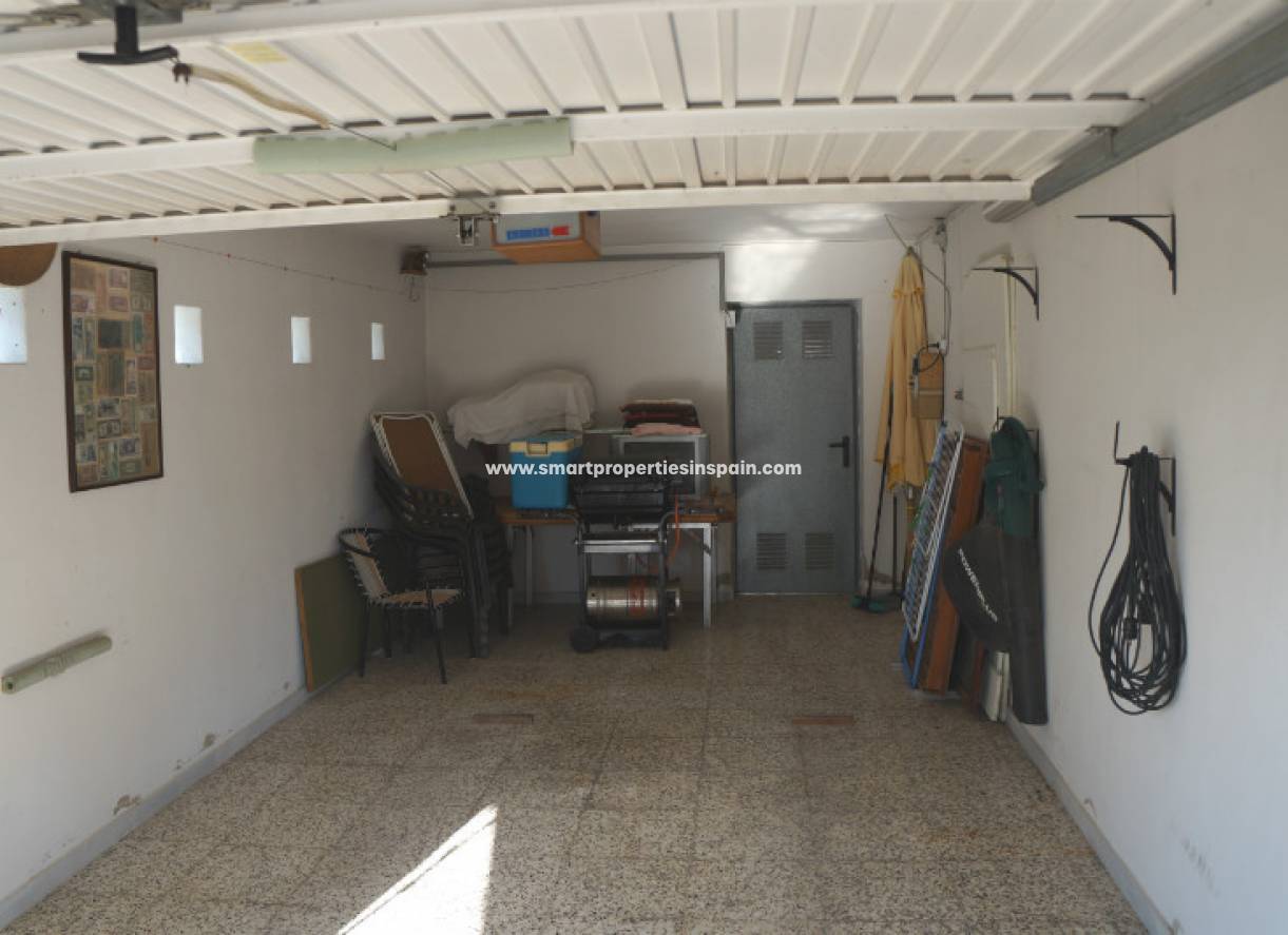 Wederverkoop - Detached Villa - La Marina - Urbanización La Marina