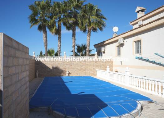 Wederverkoop - Detached Villa - La Marina - Urbanización La Marina
