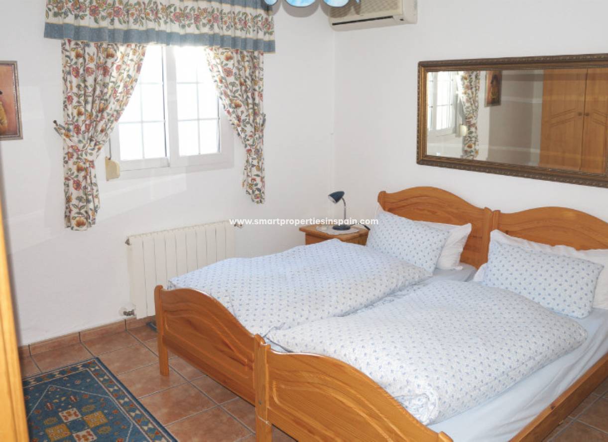 Wederverkoop - Detached Villa - La Marina - Urbanización La Marina