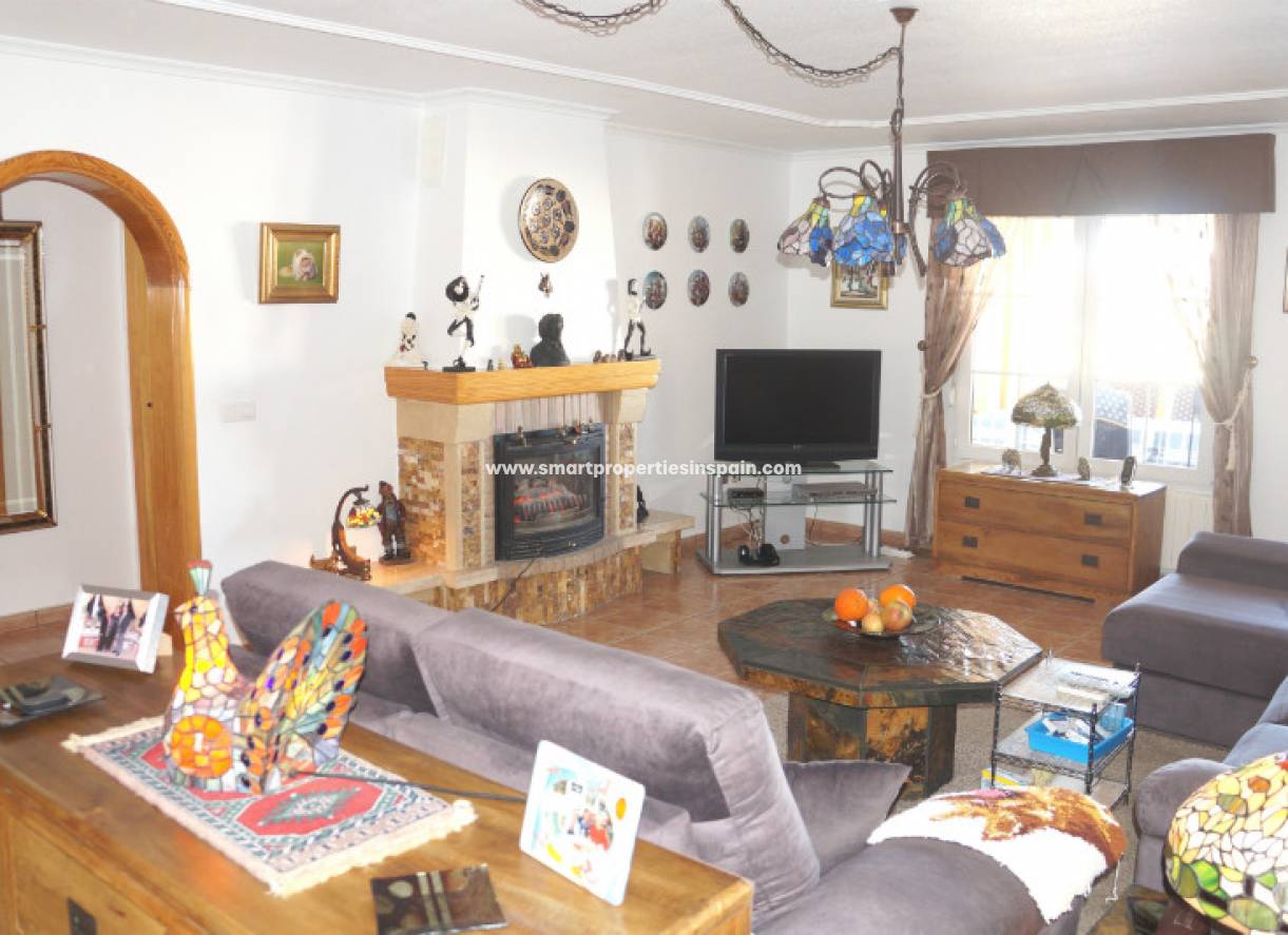 Wederverkoop - Detached Villa - La Marina - Urbanización La Marina