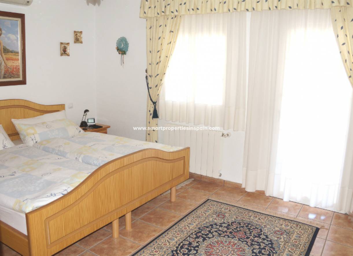 Wederverkoop - Detached Villa - La Marina - Urbanización La Marina