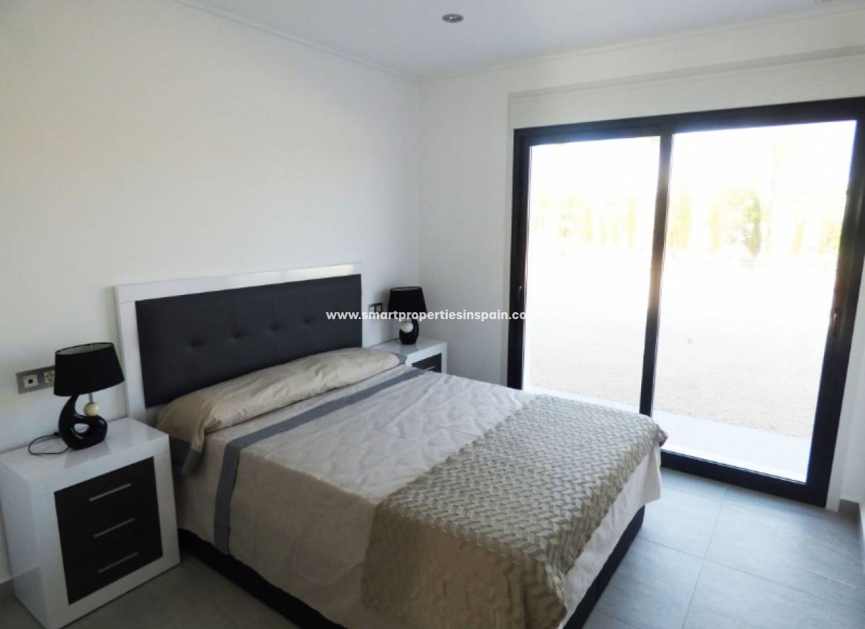 Wederverkoop - Detached Villa - La Marina