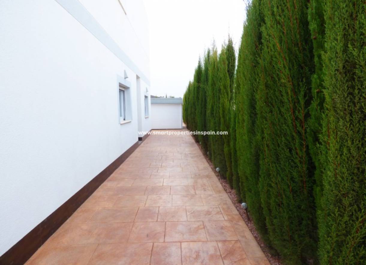 Wederverkoop - Detached Villa - La Marina