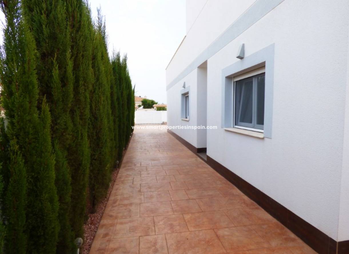 Wederverkoop - Detached Villa - La Marina