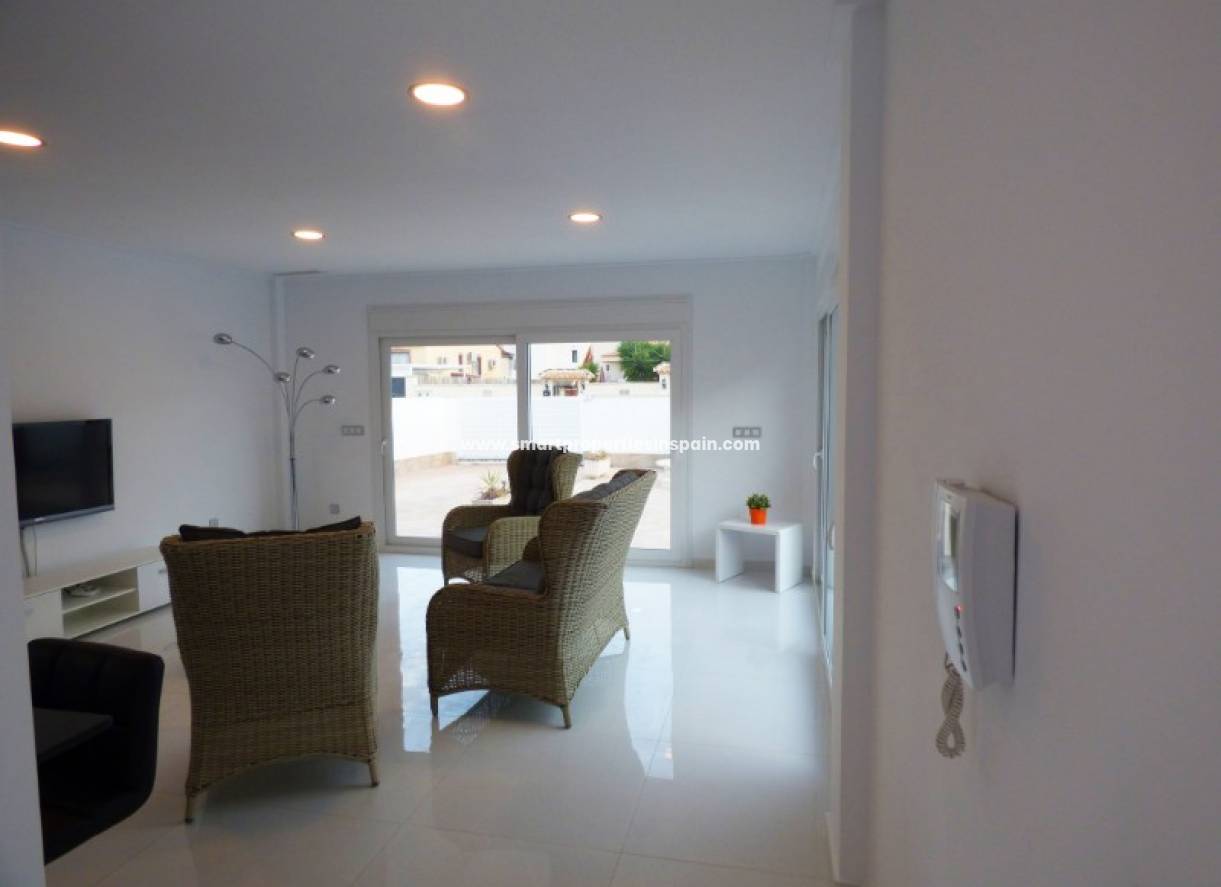 Wederverkoop - Detached Villa - La Marina