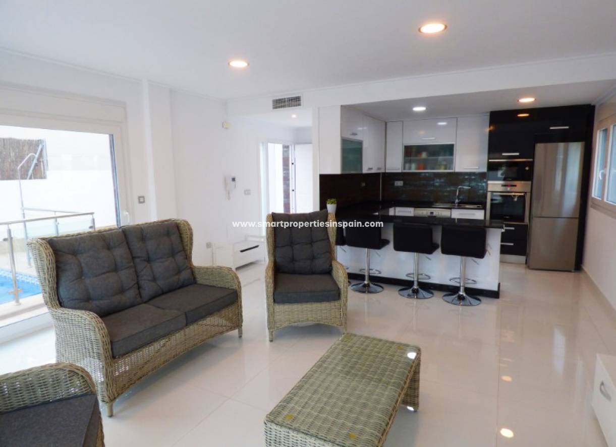 Wederverkoop - Detached Villa - La Marina