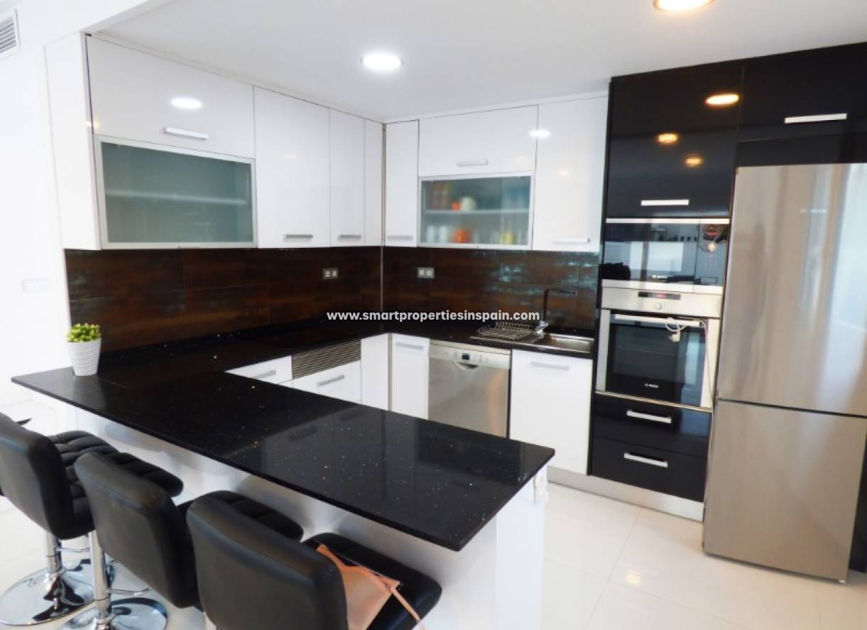 Wederverkoop - Detached Villa - La Marina