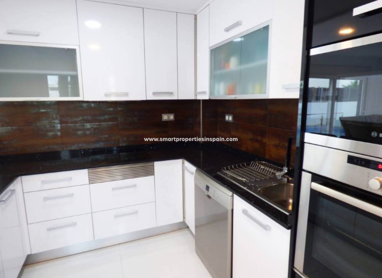 Wederverkoop - Detached Villa - La Marina