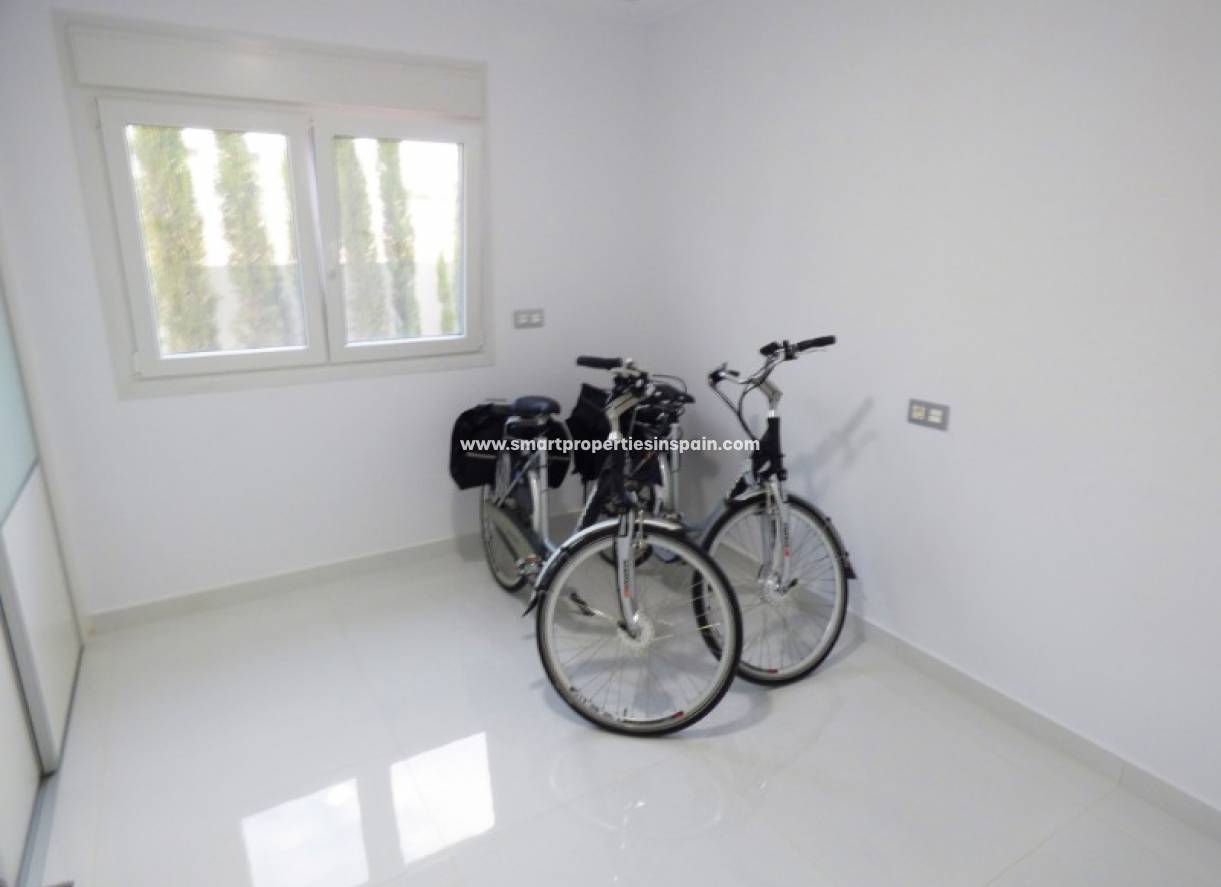 Wederverkoop - Detached Villa - La Marina