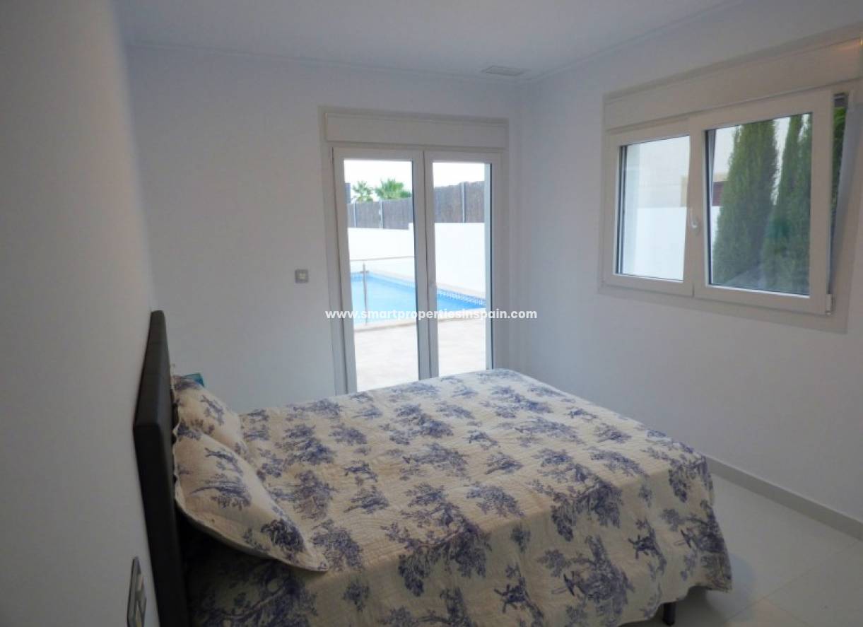 Wederverkoop - Detached Villa - La Marina