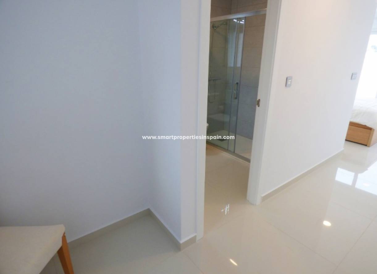 Wederverkoop - Detached Villa - La Marina