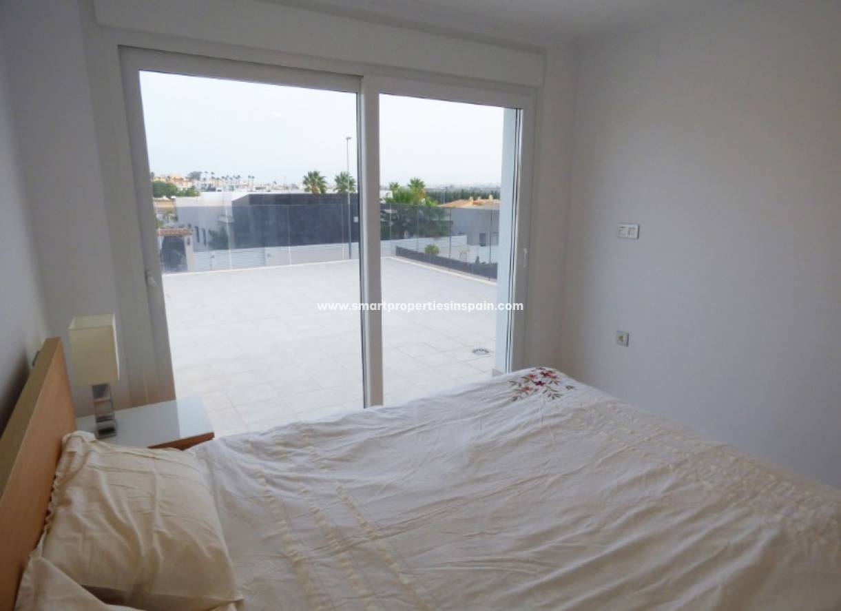 Wederverkoop - Detached Villa - La Marina