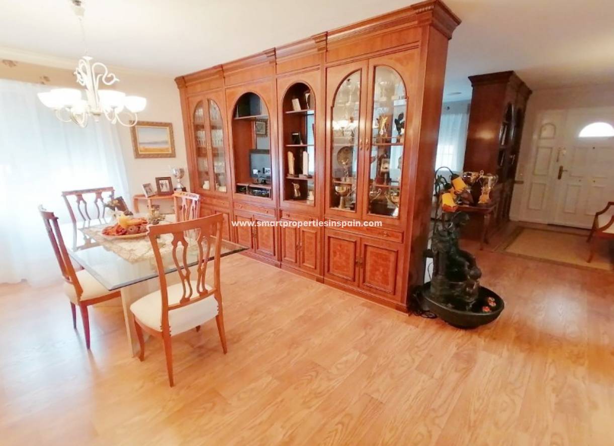 Wederverkoop - Detached Villa - La Marina