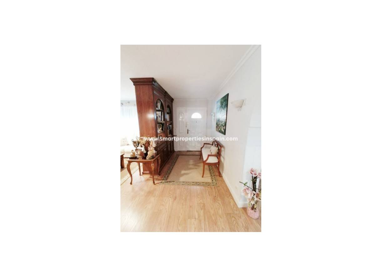 Wederverkoop - Detached Villa - La Marina
