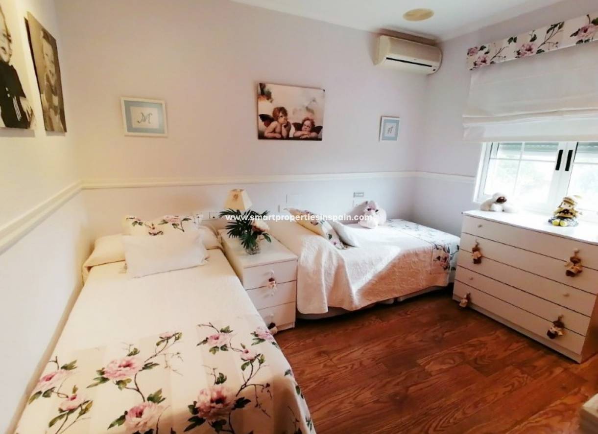 Wederverkoop - Detached Villa - La Marina