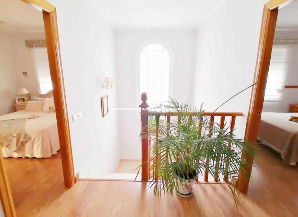 Wederverkoop - Detached Villa - La Marina