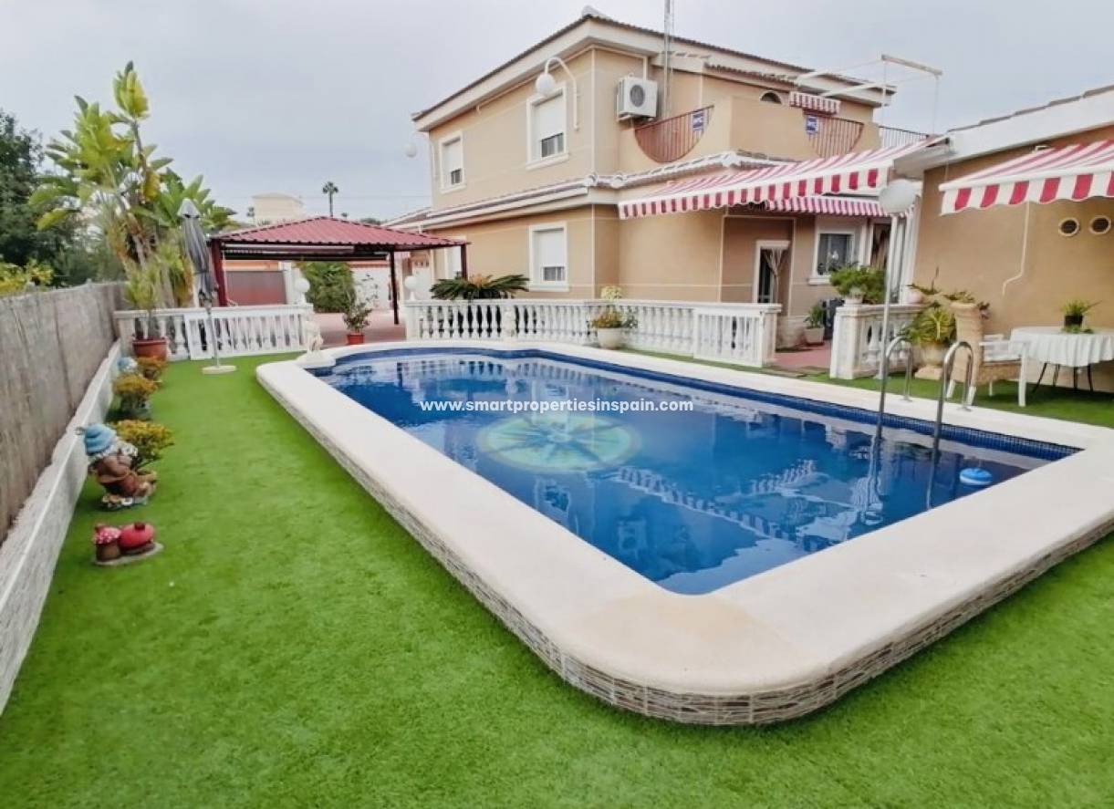 Wederverkoop - Detached Villa - La Marina
