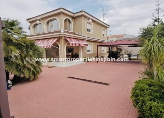 Wederverkoop - Detached Villa - La Marina