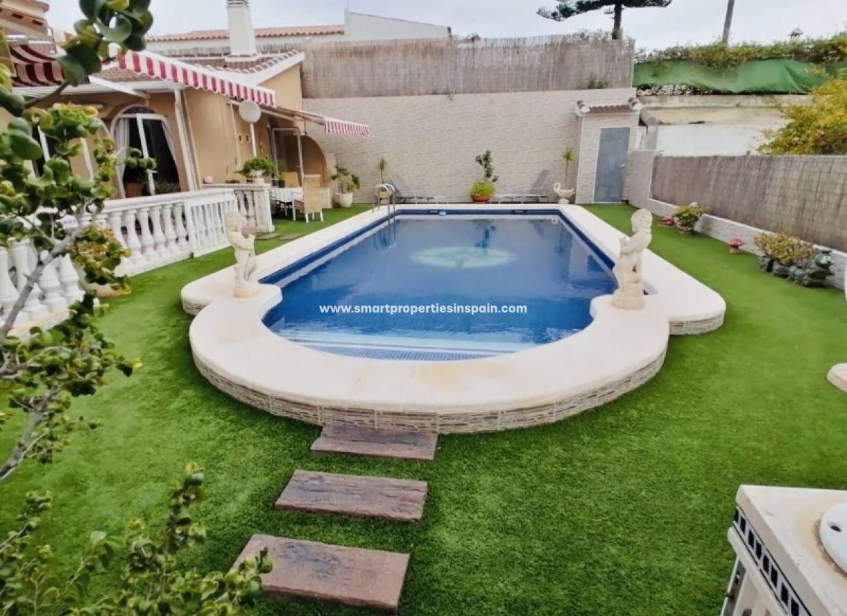 Wederverkoop - Detached Villa - La Marina