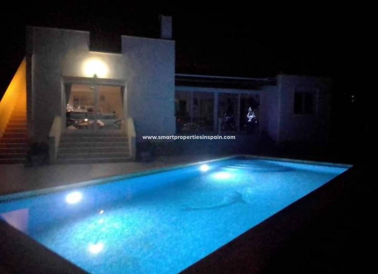 Wederverkoop - Detached Villa - La Marina