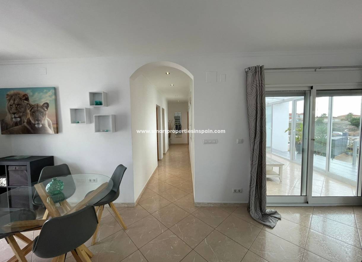 Wederverkoop - Detached Villa - La Marina