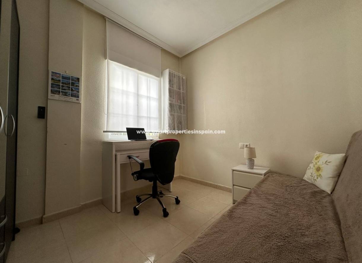 Wederverkoop - Detached Villa - La Marina