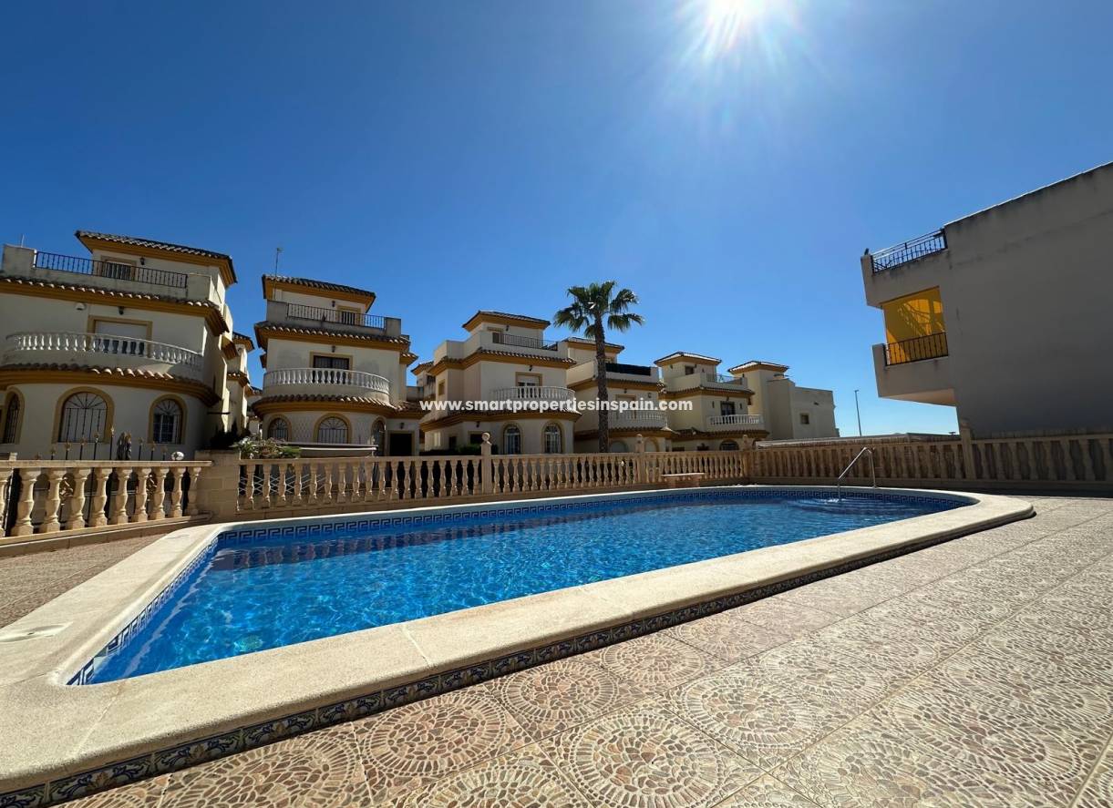 Wederverkoop - Detached Villa - La Marina