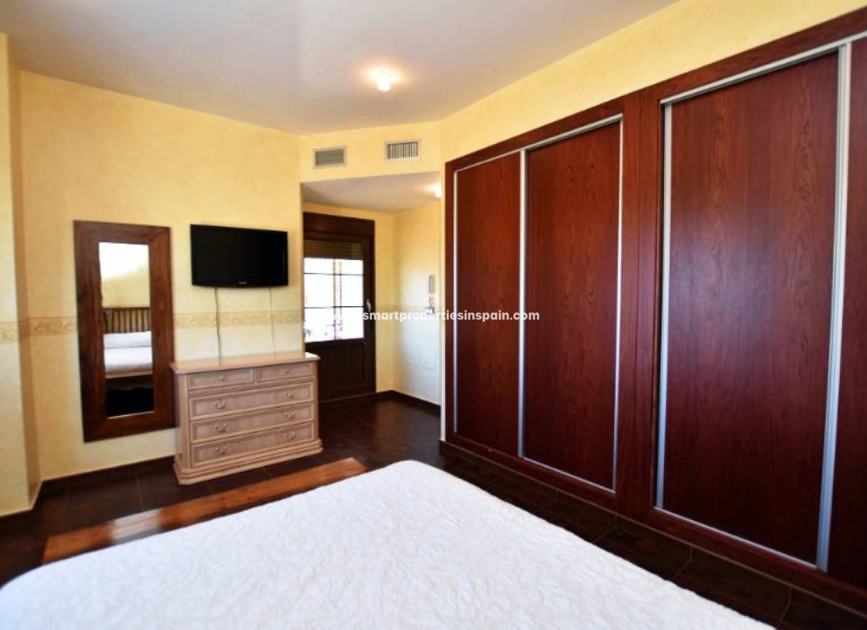 Wederverkoop - Detached Villa - Los Montesinos