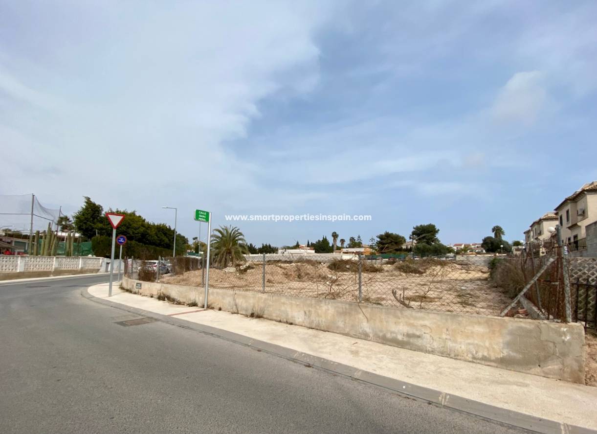 Wederverkoop - Plot - La Marina - Urbanización La Marina