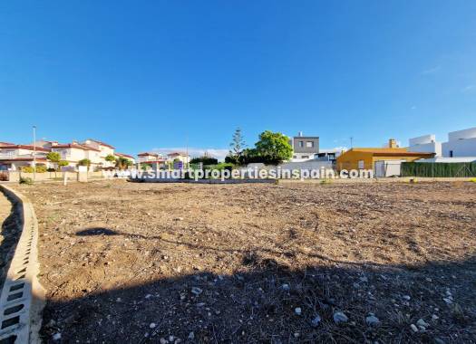 Wederverkoop - Plot - La Marina - Urbanización La Marina