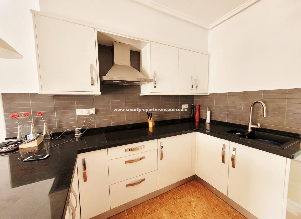 Wederverkoop - Quad Villa - La Marina - Urbanización La Marina