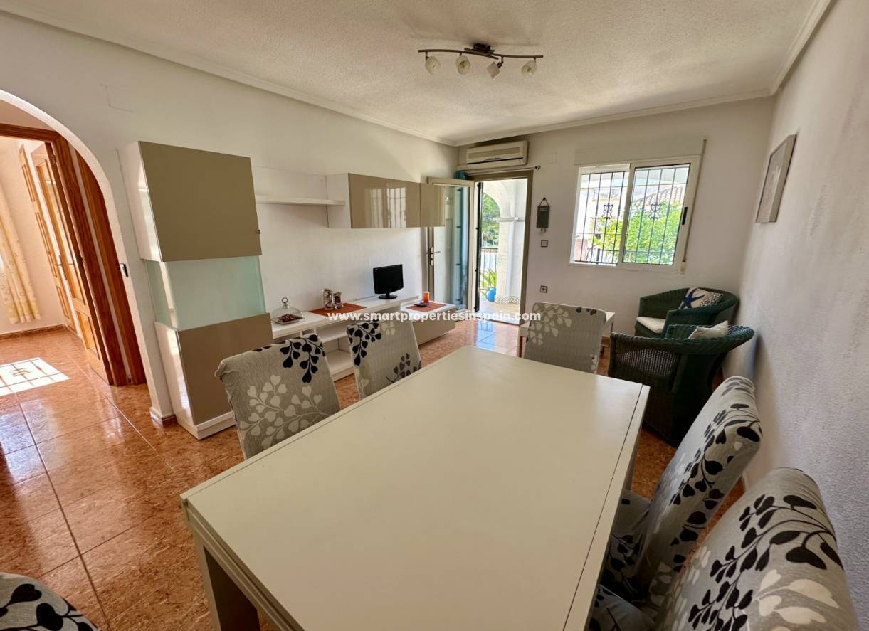 Wederverkoop - Quad Villa - La Marina - Urbanización La Marina
