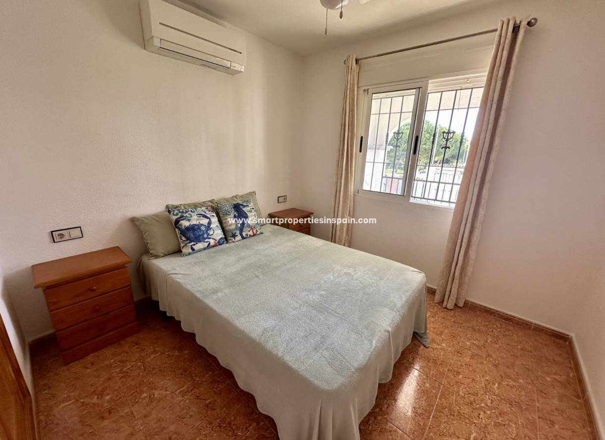 Wederverkoop - Quad Villa - La Marina - Urbanización La Marina
