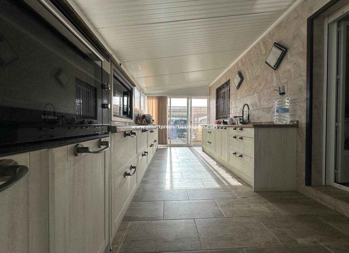 Wederverkoop - Quad Villa - La Marina - Urbanización La Marina