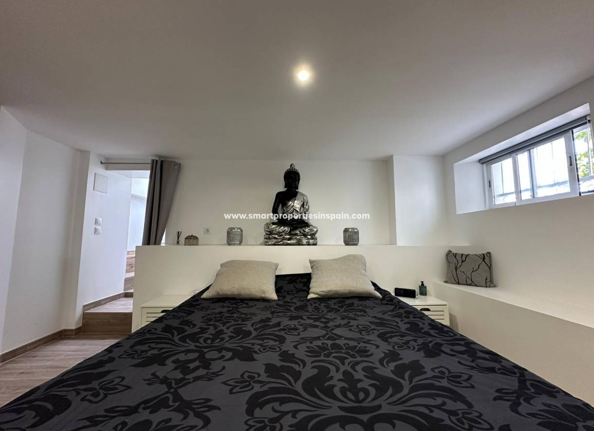 Wederverkoop - Quad Villa - La Marina - Urbanización La Marina