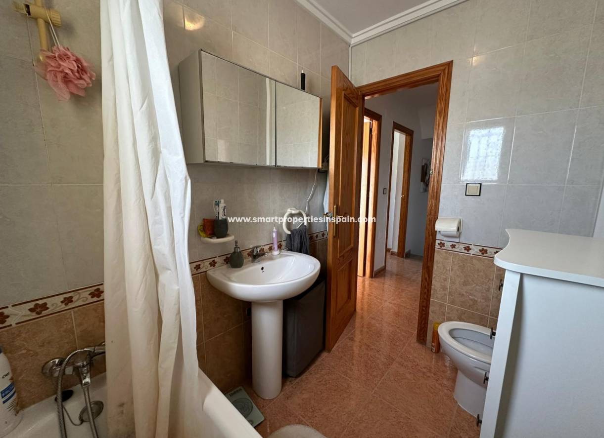 Wederverkoop - Quad Villa - La Marina - Urbanización La Marina