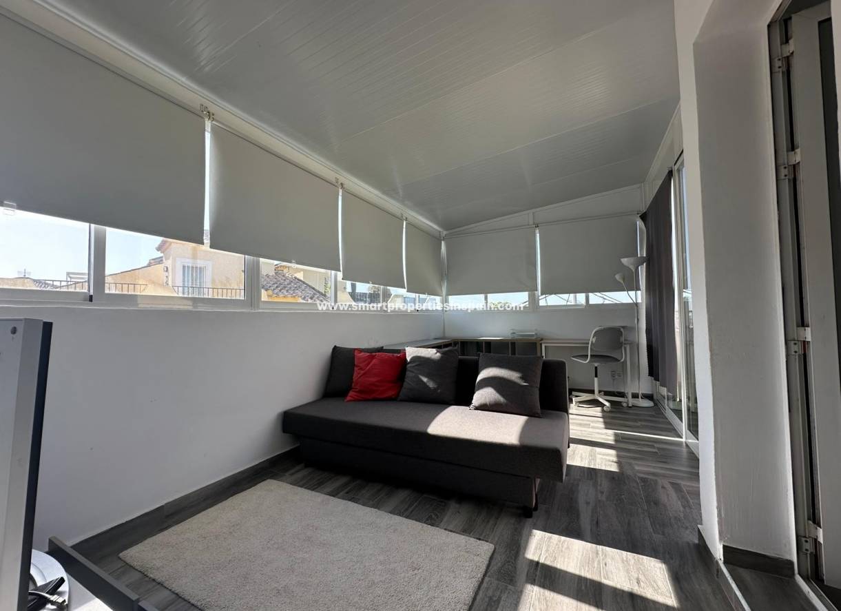 Wederverkoop - Quad Villa - La Marina - Urbanización La Marina