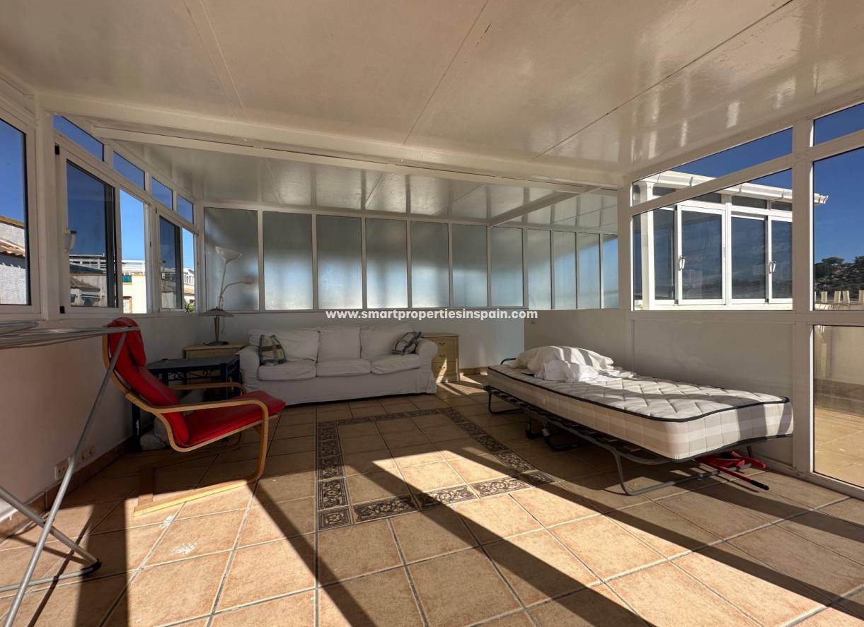 Wederverkoop - Quad Villa - La Marina - Urbanización La Marina