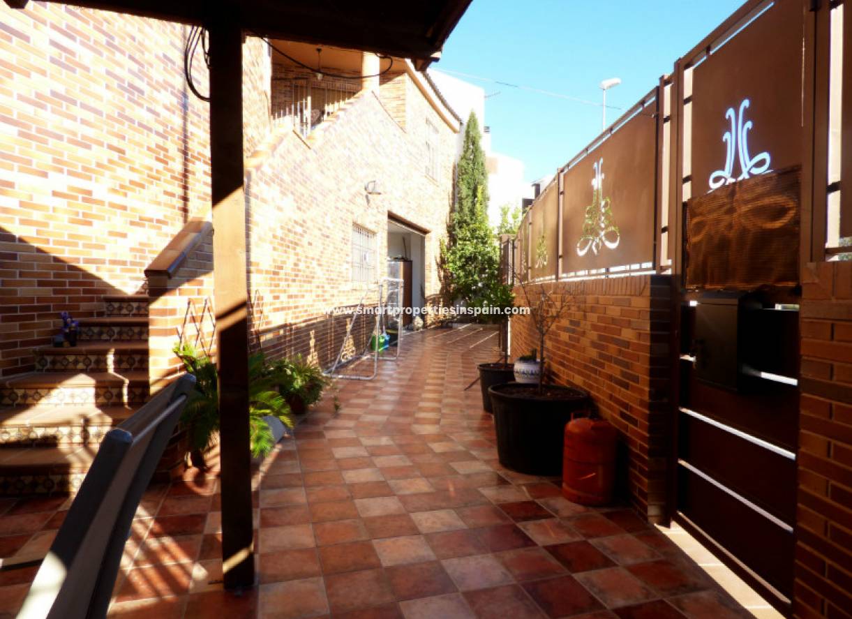 Wederverkoop - Semi Detached House - Dolores - dolores