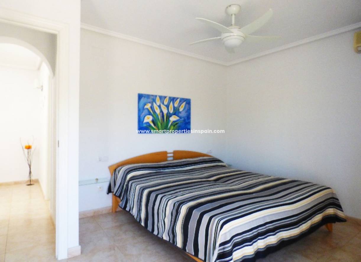 Wederverkoop - Semi Detached House - La Marina - Urbanización La Marina
