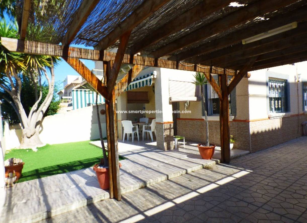 Wederverkoop - Semi Detached House - La Marina - Urbanización La Marina