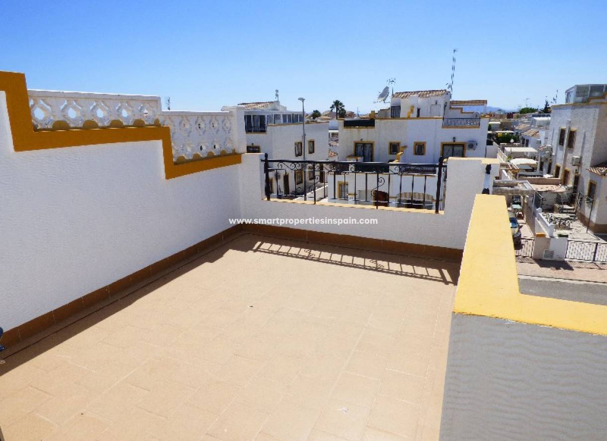 Wederverkoop - Semi Detached House - La Marina - Urbanización La Marina